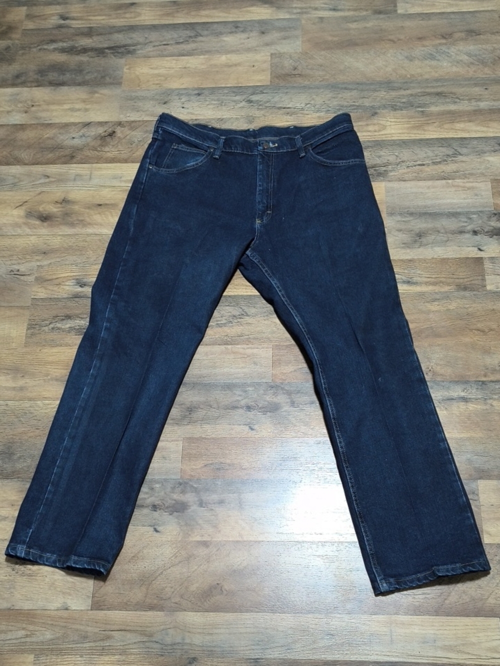 Wrangler Men's Straight Jeans in Dark Blue